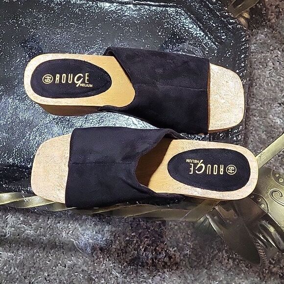 BRAND NEW ROUGE HELUIM SUEDE WOODEN BLOCK HEEL SANDAL - Picture 11 of 16